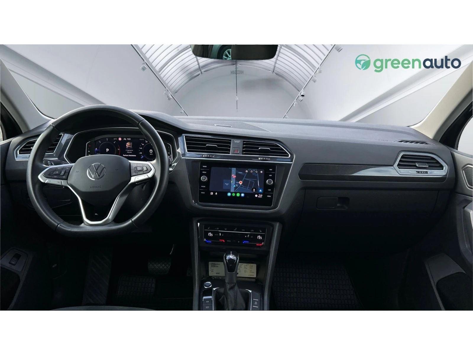 VW Tiguan  2.0 TDi DSG  Elegance , Месечна вноска от 777 лв. | Mobile.bg — изображение 11