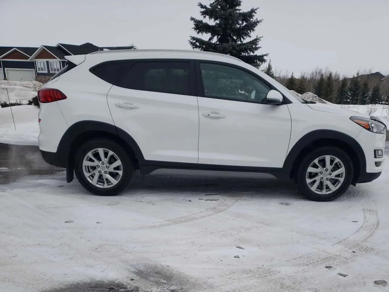 Hyundai Tucson AWD Preferred * ПОДГРЕВИ * CARFAX - изображение 3