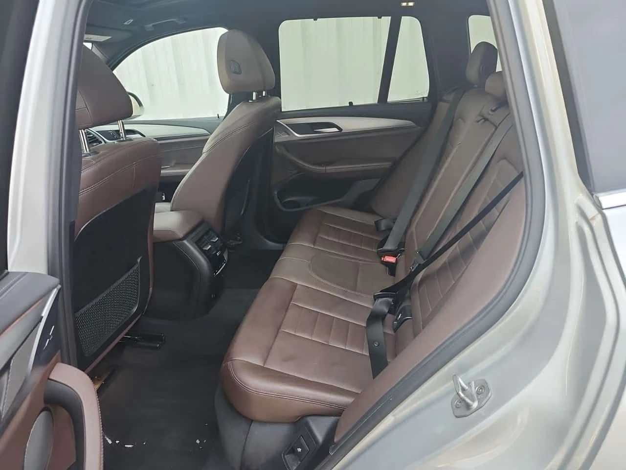 BMW X3 xDrive30i Accident Free Single Owner CARFAX, снимка 4 - Автомобили и джипове - 54149233