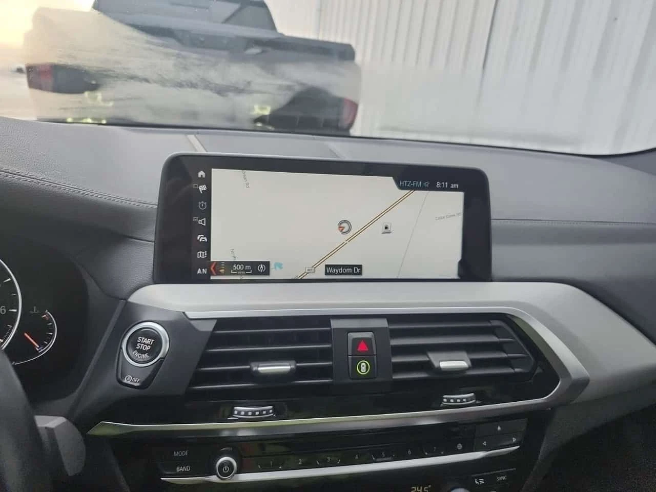 BMW X3 xDrive30i Accident Free Single Owner CARFAX, снимка 9 - Автомобили и джипове - 54149233