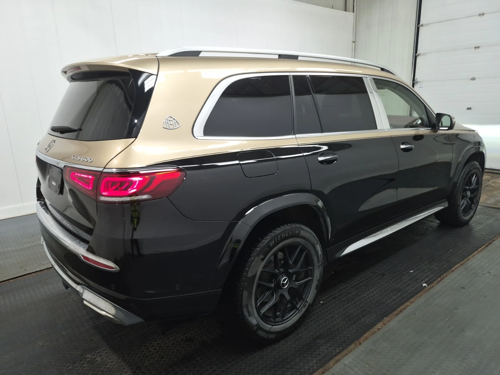 Mercedes-Benz GLS 600 Maybach, снимка 5 - Автомобили и джипове - 54459965