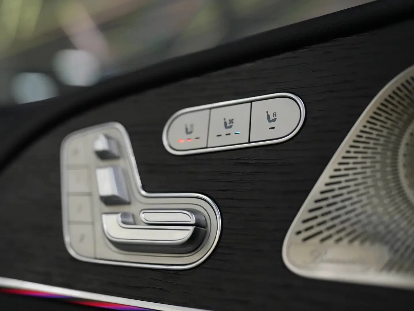 Mercedes-Benz GLE 53 4MATIC AMG ЦЕНА ДО БЪЛГАРИЯ АВТОКРЕДИТ, снимка 16 - Автомобили и джипове - 55826268