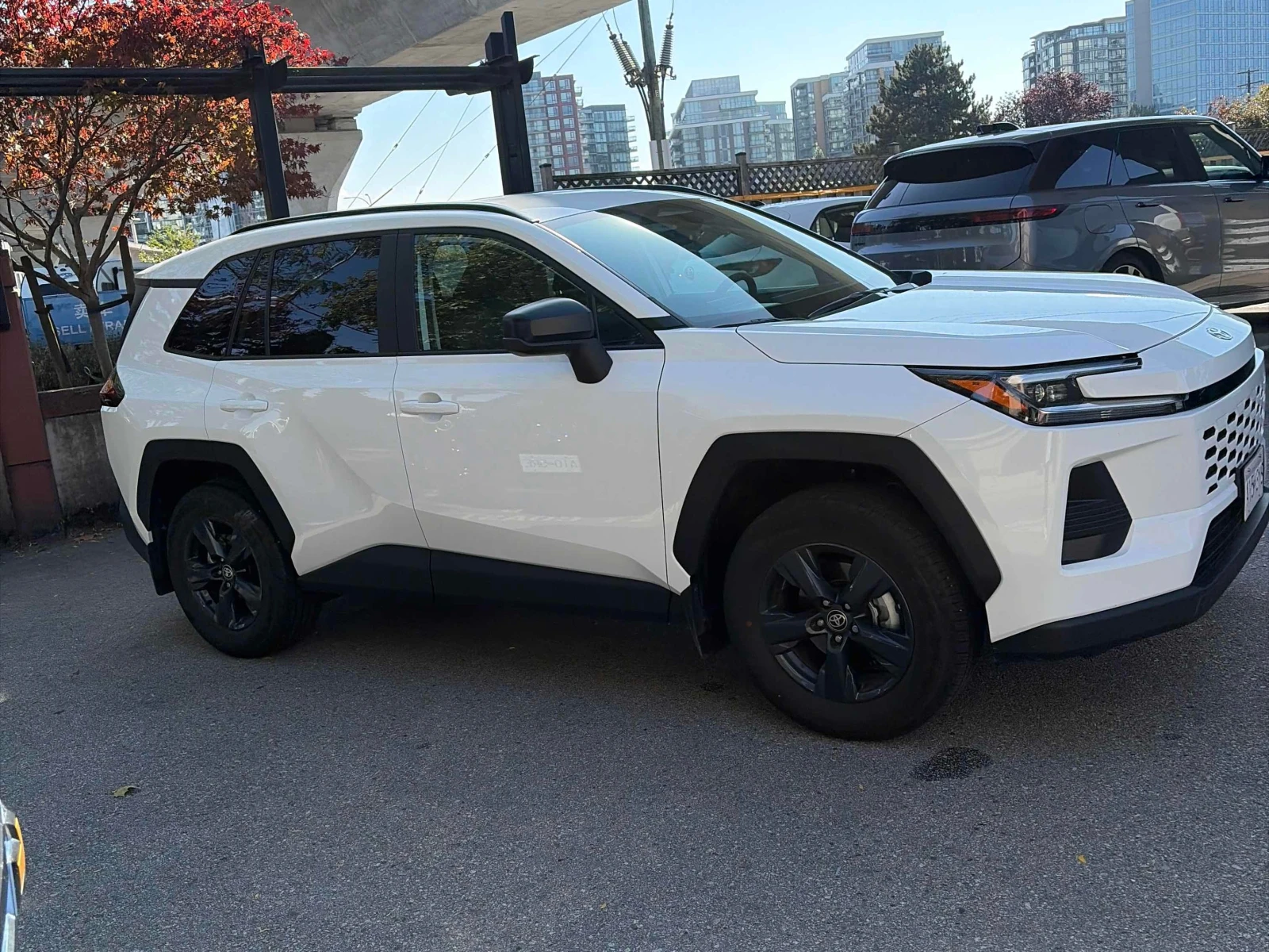 Toyota Rav4 * AWD * CARFAX * БЕЗ ПЪРВОНАЧАЛНА ВНОСКА, снимка 3 - Автомобили и джипове - 56116508