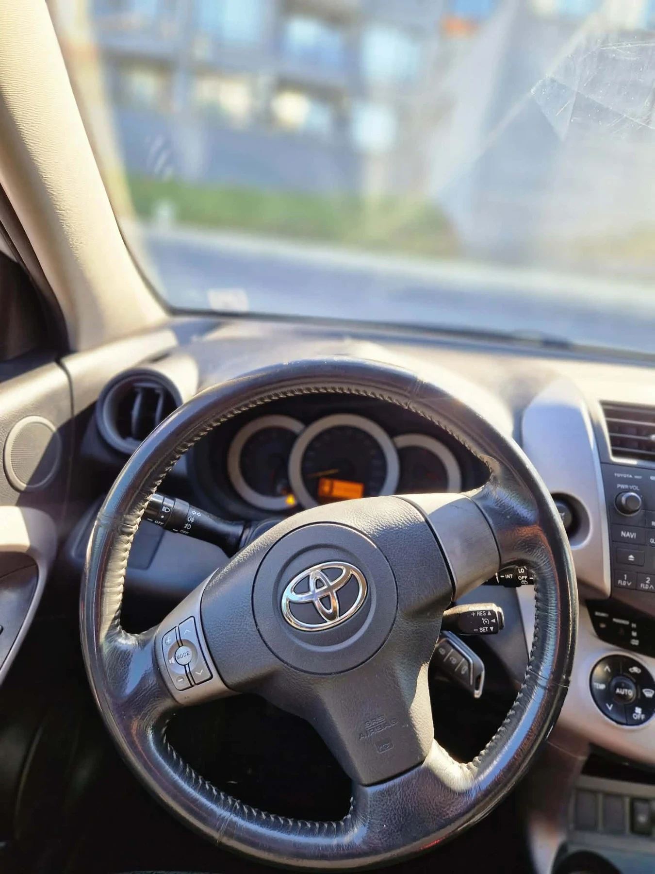 Toyota Rav4, снимка 10 - Автомобили и джипове - 56414534