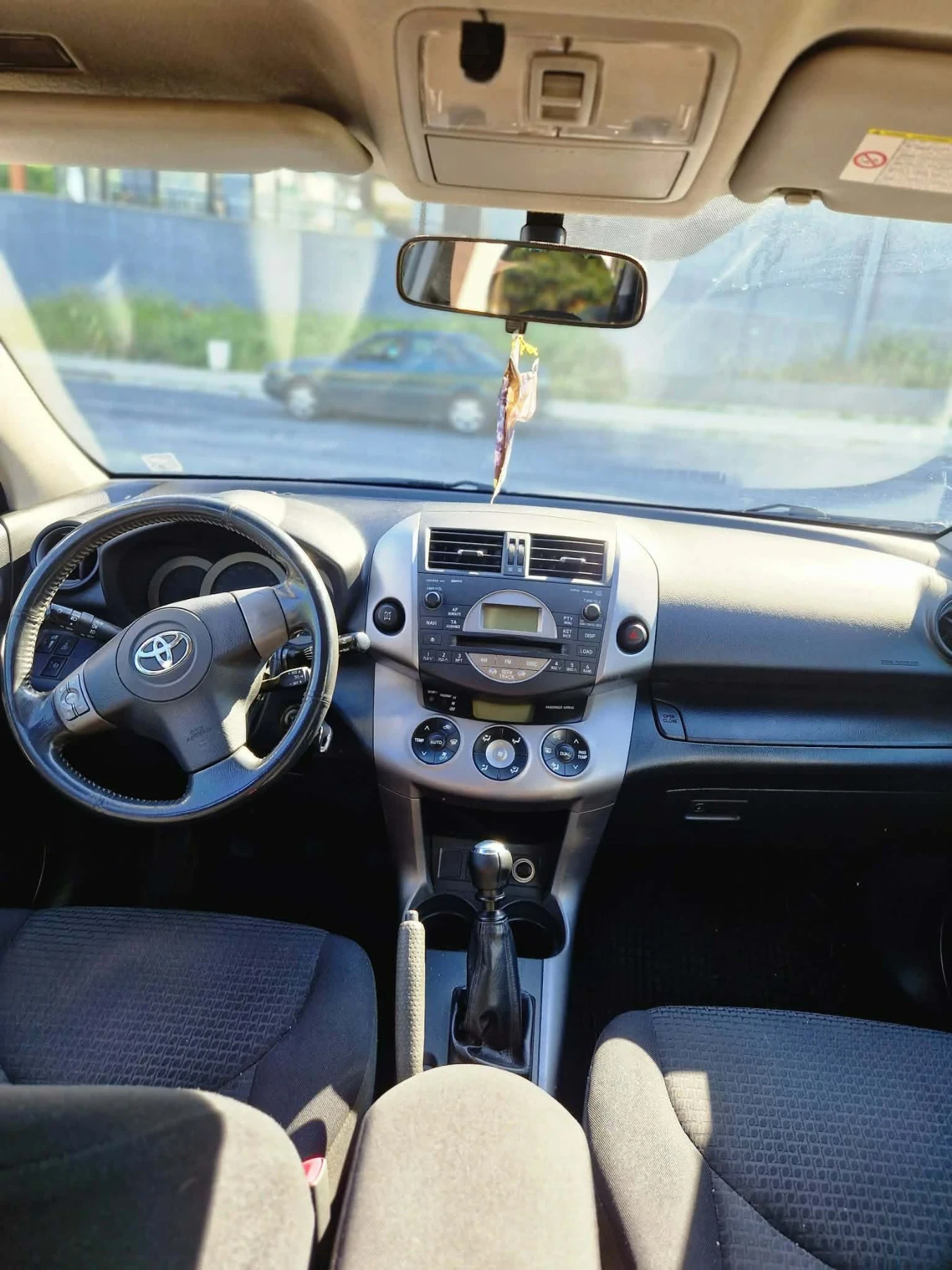 Toyota Rav4, снимка 8 - Автомобили и джипове - 56414534