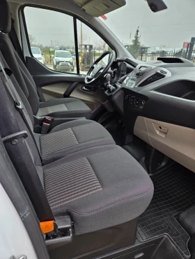 Ford Transit Custom 2.2 tdci 6 места климатик!, снимка 10 - Бусове и автобуси - 53655342