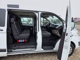 Ford Transit Custom 2.2 tdci 6 места климатик!, снимка 8 - Бусове и автобуси - 53655342