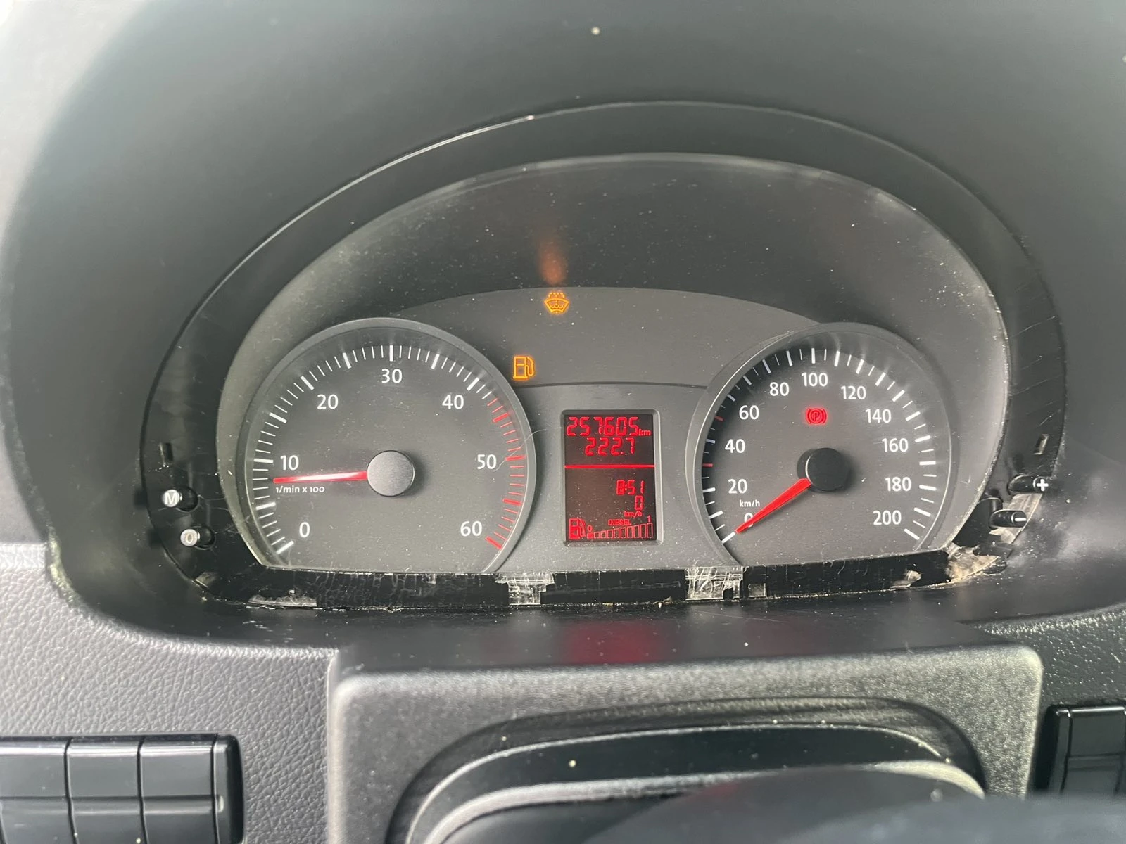 VW Crafter 2.5TDI KLIMATRONIK - изображение 8