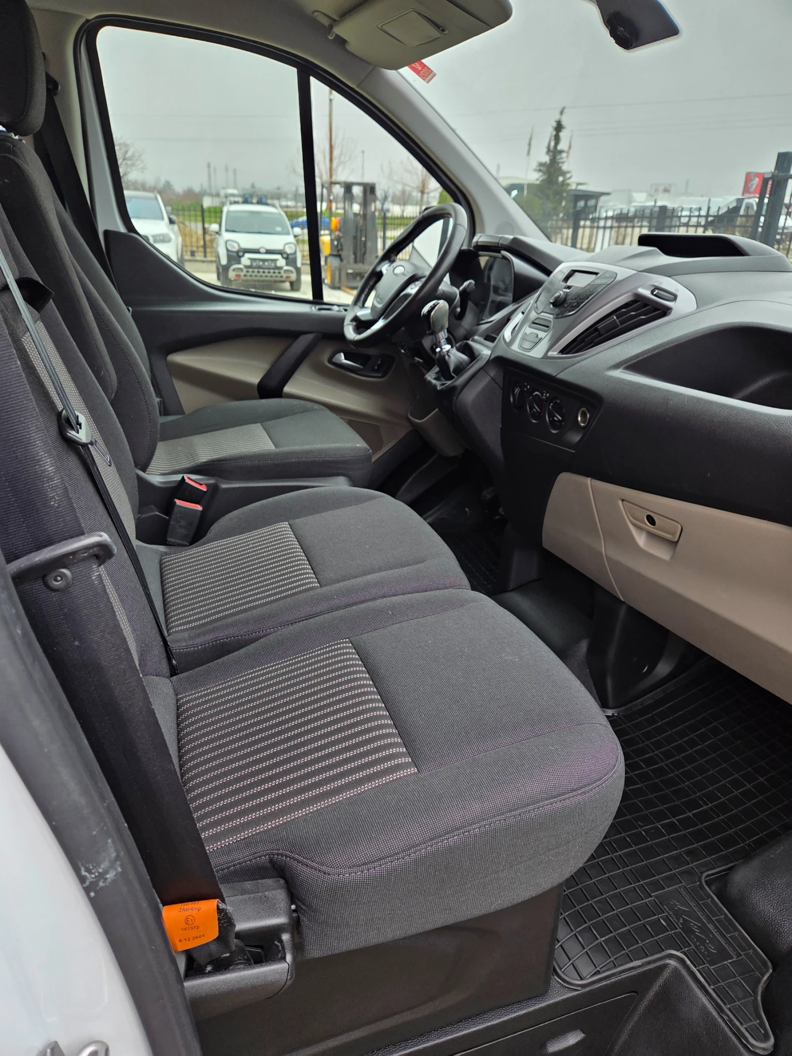 Ford Transit Custom 2.2 tdci 6 места климатик! - изображение 10