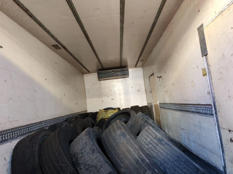 Mercedes-Benz Actros Фургон термоизолиран 7.60на на 2.60 , снимка 7 - Камиони - 52774635