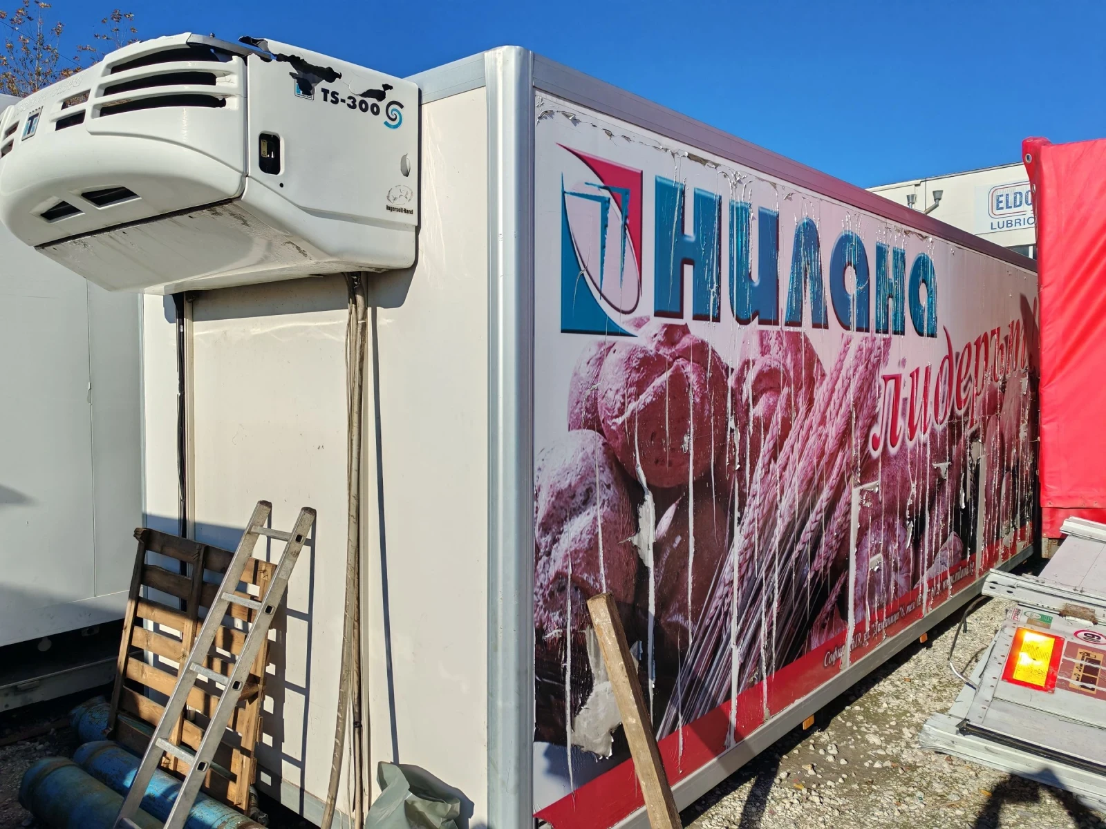 Mercedes-Benz Actros Фургон термоизолиран 7.60на на 2.60 , снимка 1