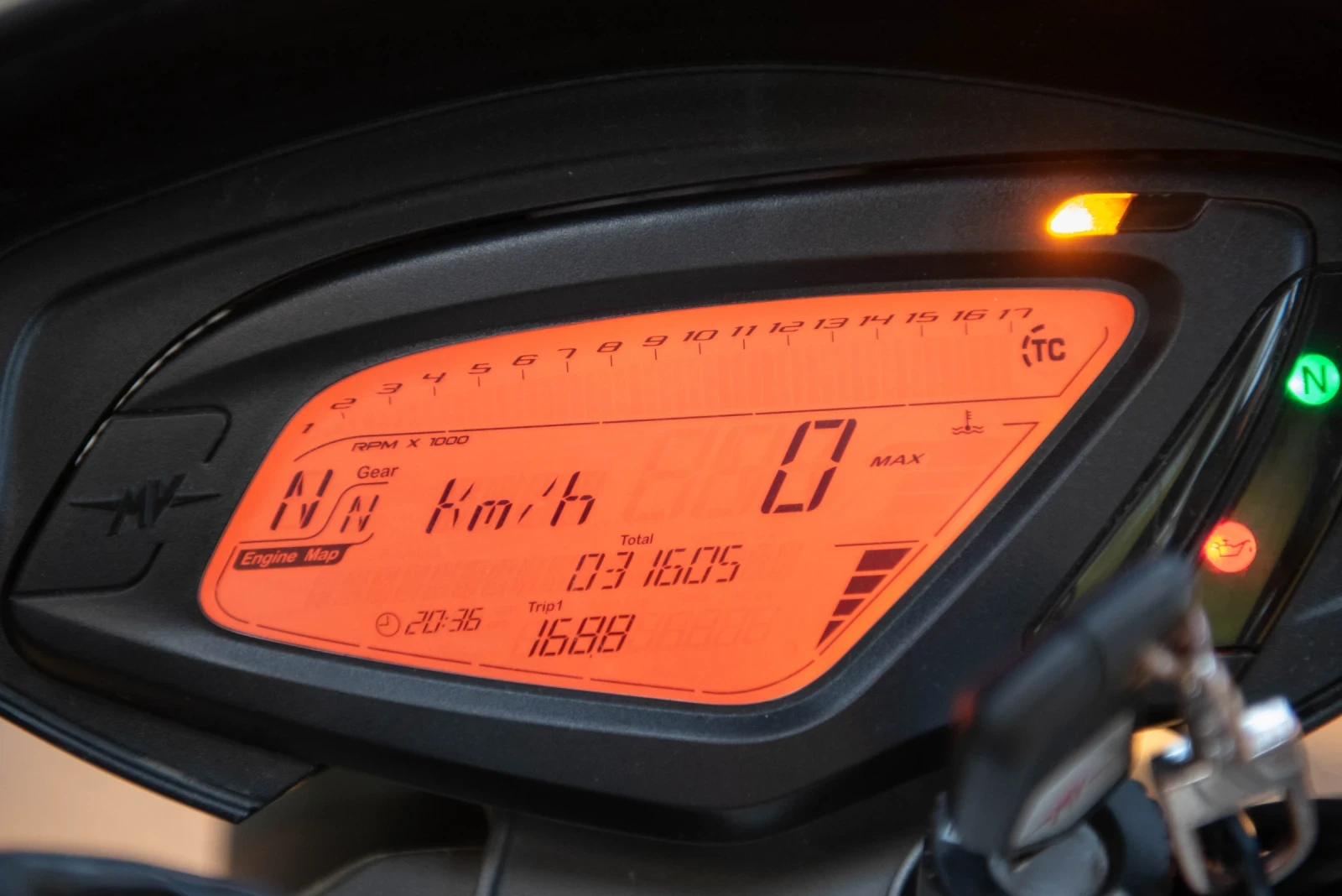 MV Agusta Brutale 800 | Mobile.bg   12