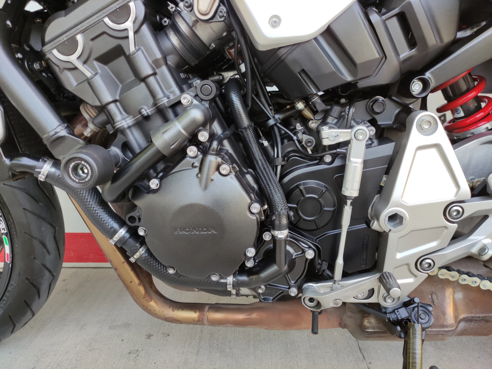Honda Cb 1000RA ABS - изображение 6
