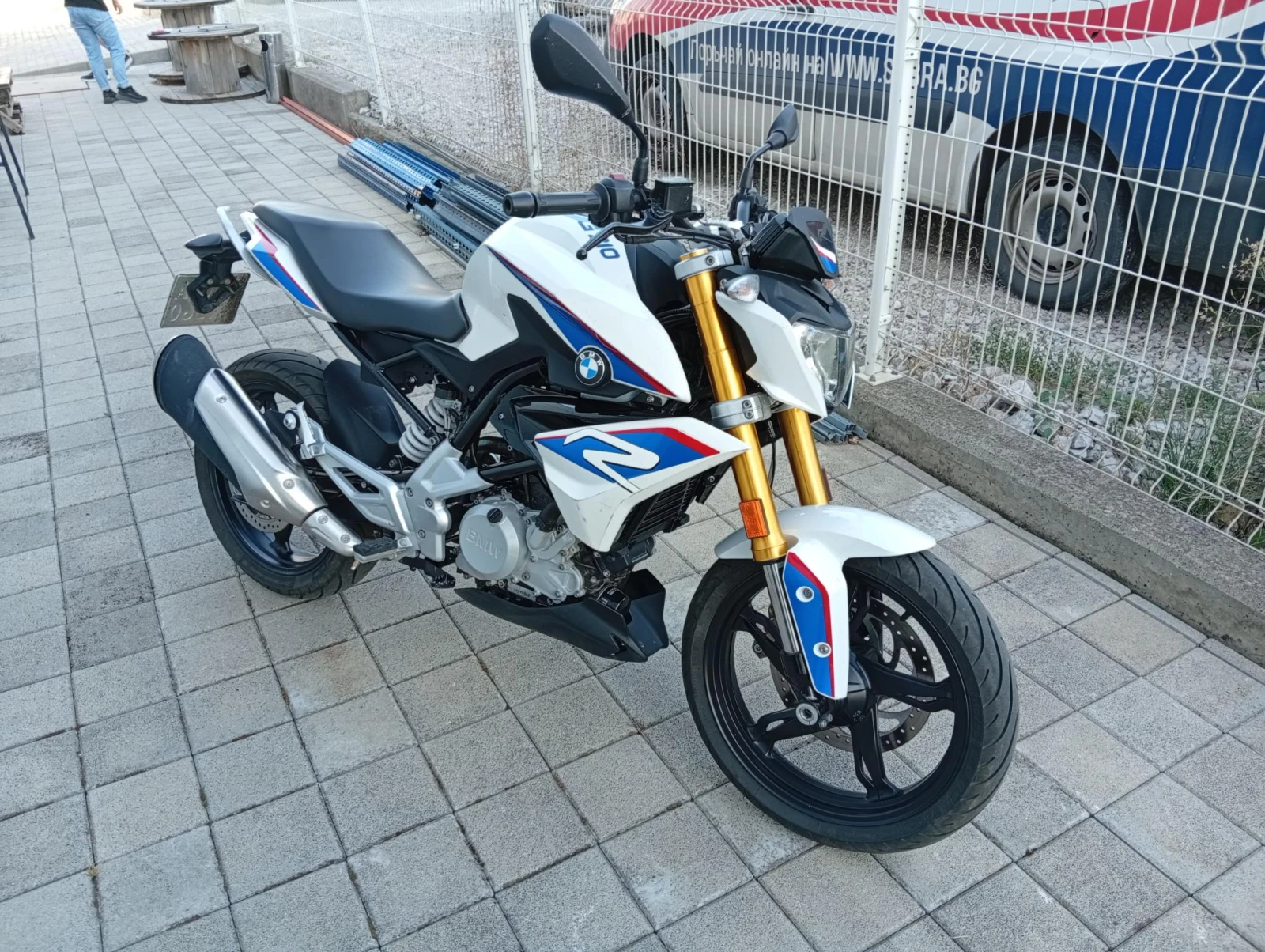 BMW G G310R