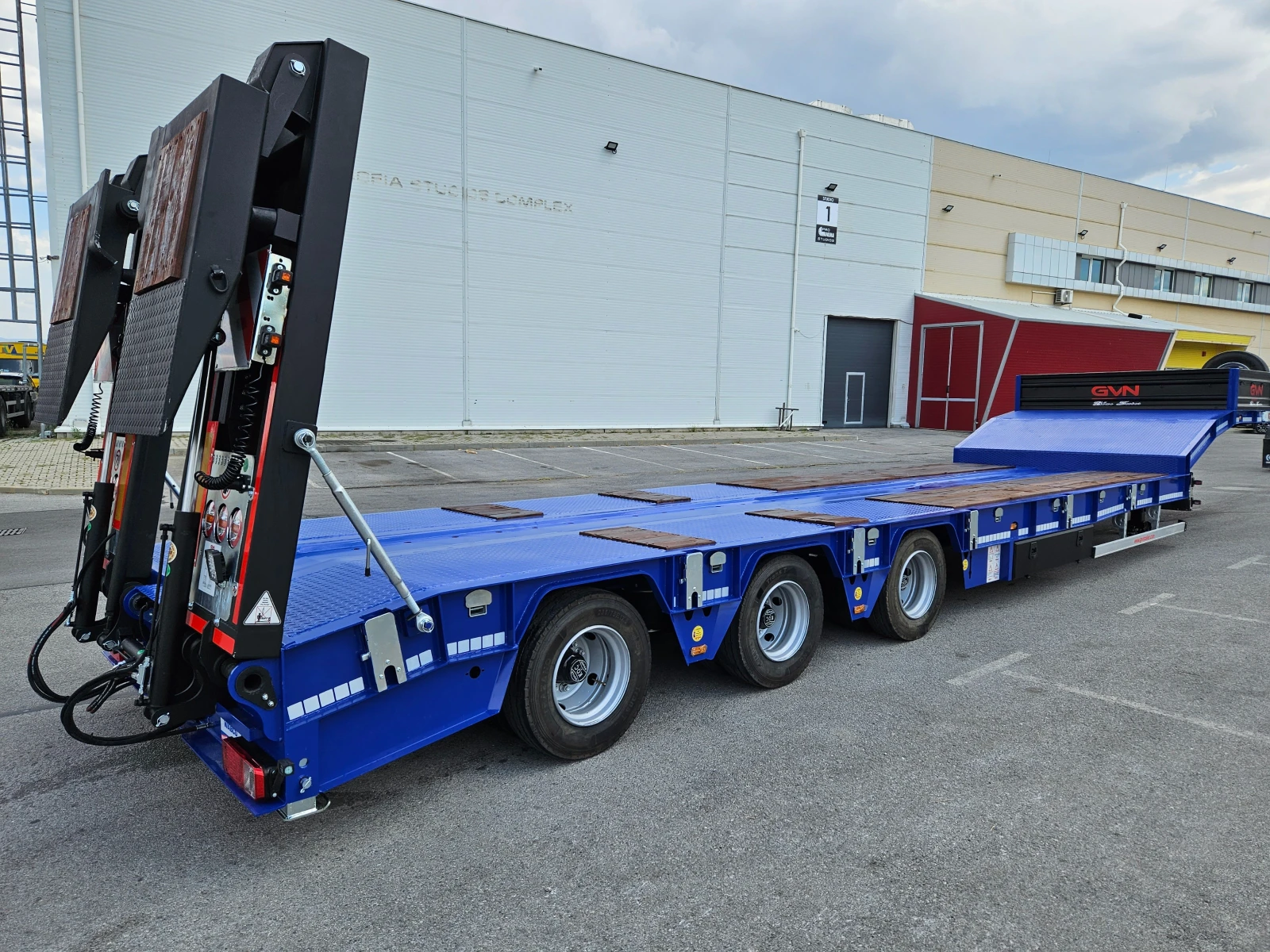  GVN Trailer GVN 329 | Mobile.bg   1