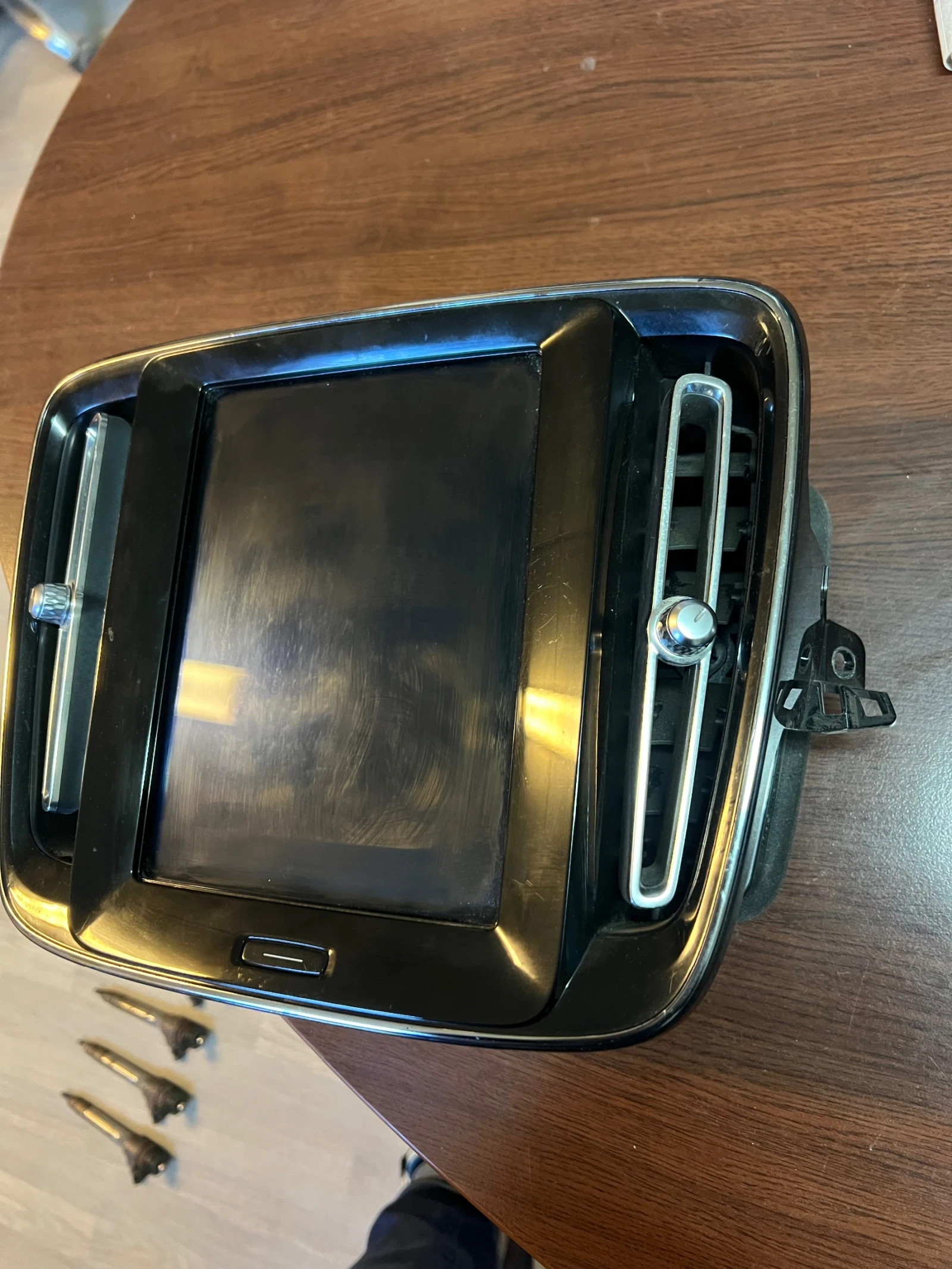  31456506AA QFVE404A  VOLVO XC40  / /    10R-052124 | Mobile.bg   3