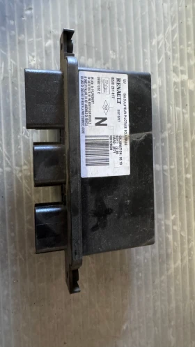           Renault Clio - 8200261817