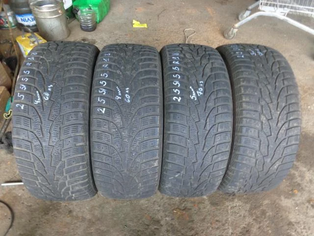 Гуми Зимни 255/55R18, снимка 14 - Гуми и джанти - 20200597