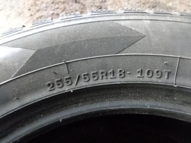 Гуми Зимни 255/55R18, снимка 9 - Гуми и джанти - 20200597