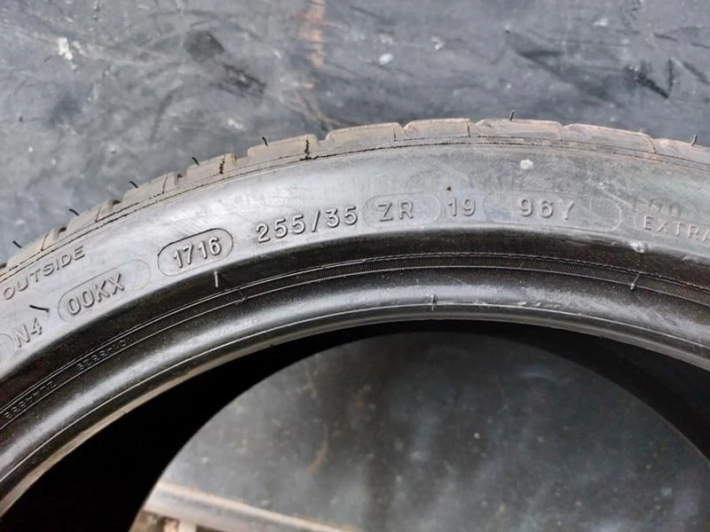 Гуми Летни 255/35R19, снимка 5 - Гуми и джанти - 35972758