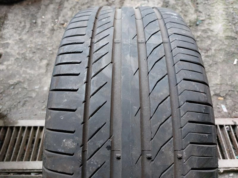 Гуми Летни 255/35R19, снимка 6 - Гуми и джанти - 35972758