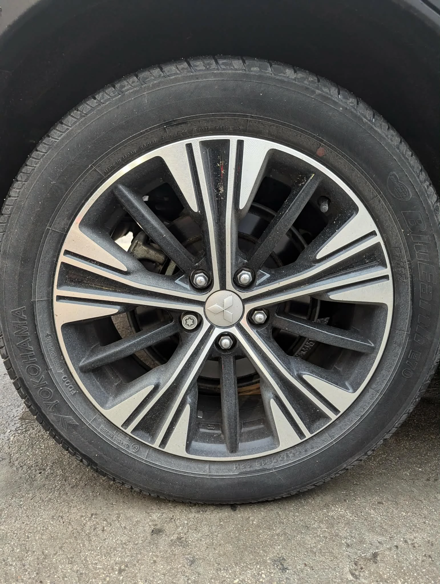 Гуми с джанти Yokohama 225/55R18, снимка 4 - Гуми и джанти - 53864787