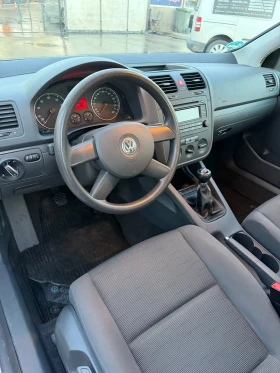 VW Golf 1.6 102кс Старият двигател 8 клапана Перфектна , снимка 7