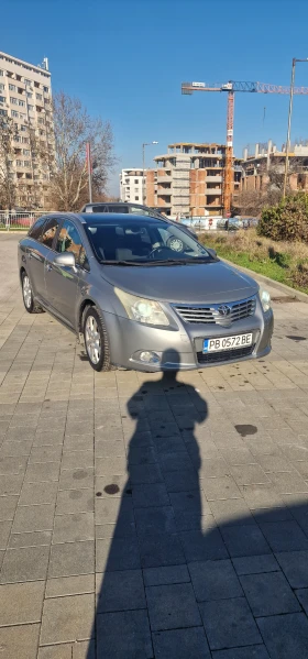 Toyota Avensis 1.8 бензин/газ, снимка 1