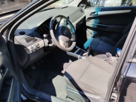 Opel Astra лимузина, снимка 5