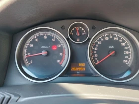 Opel Astra лимузина, снимка 7