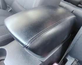 Kia Carens 2.0i/ 6+ 1 места , снимка 16