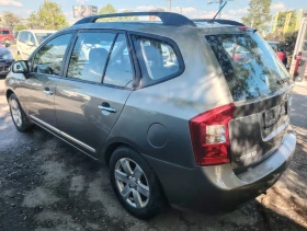 Kia Carens 2.0i/ 6+ 1 места , снимка 6