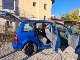 VW Touran 1.6 FSI, снимка 2