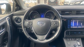 Toyota Auris 1.8H Executive, снимка 9