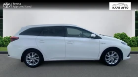 Toyota Auris 1.8H Executive, снимка 17