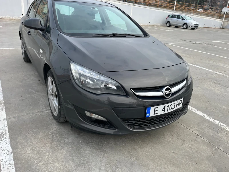 Opel Astra 1.4 Benzin/Gaz, снимка 2 - Автомобили и джипове - 48461303