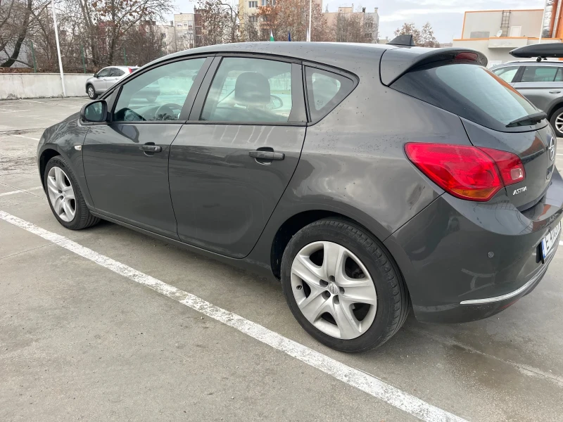 Opel Astra 1.4 Benzin/Gaz, снимка 6 - Автомобили и джипове - 48461303