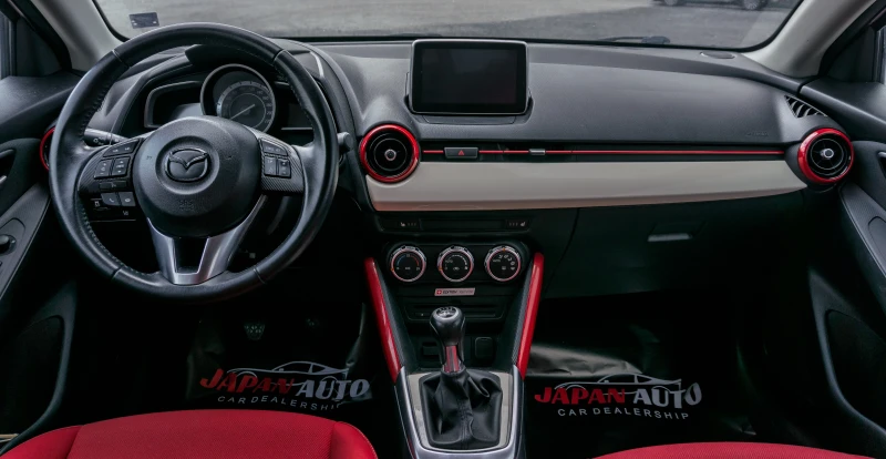 Mazda 2 1.5i EDITION! , снимка 8 - Автомобили и джипове - 51486295