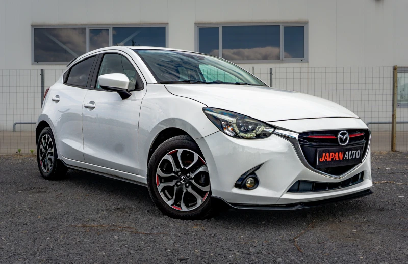 Mazda 2 1.5i EDITION! , снимка 3 - Автомобили и джипове - 51486295