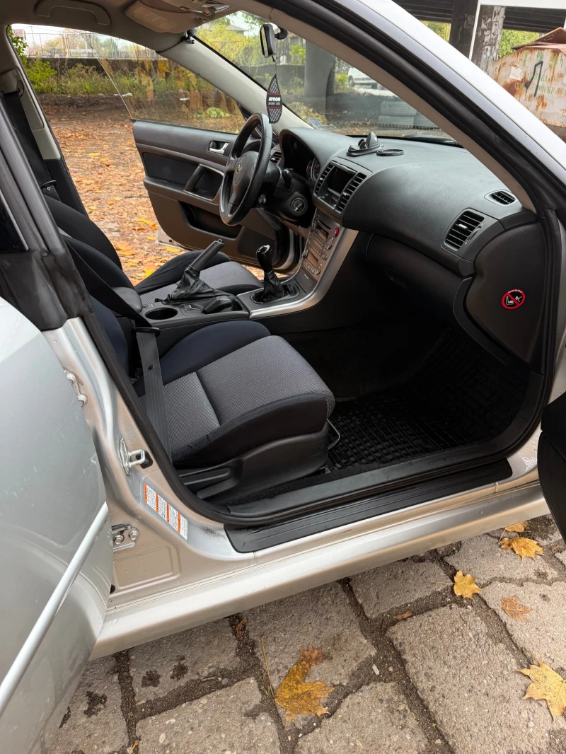 Subaru Legacy, снимка 11 - Автомобили и джипове - 52343085