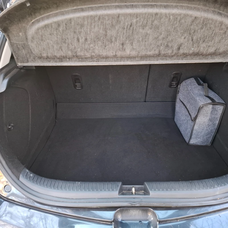 Mazda 3, снимка 11 - Автомобили и джипове - 52926706