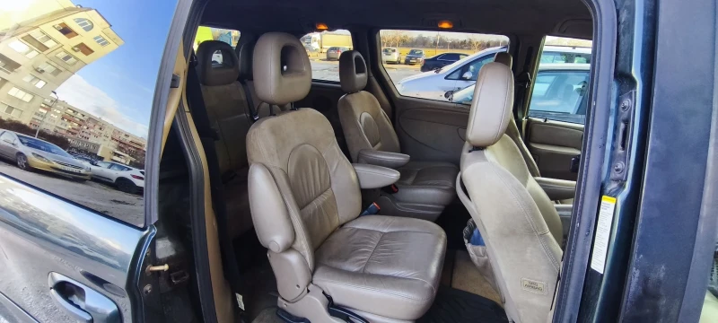 Chrysler Voyager, снимка 10 - Автомобили и джипове - 53297417