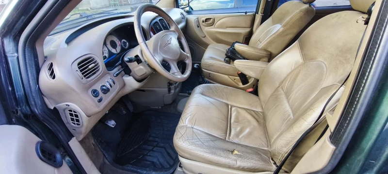 Chrysler Voyager, снимка 6 - Автомобили и джипове - 53297417