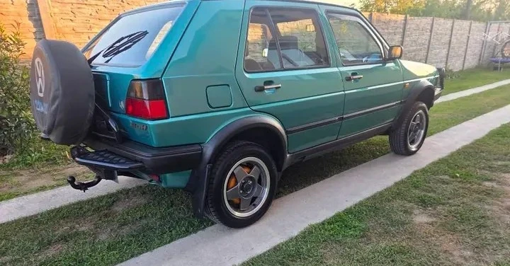 VW Golf 4x4, снимка 3 - Автомобили и джипове - 56382357