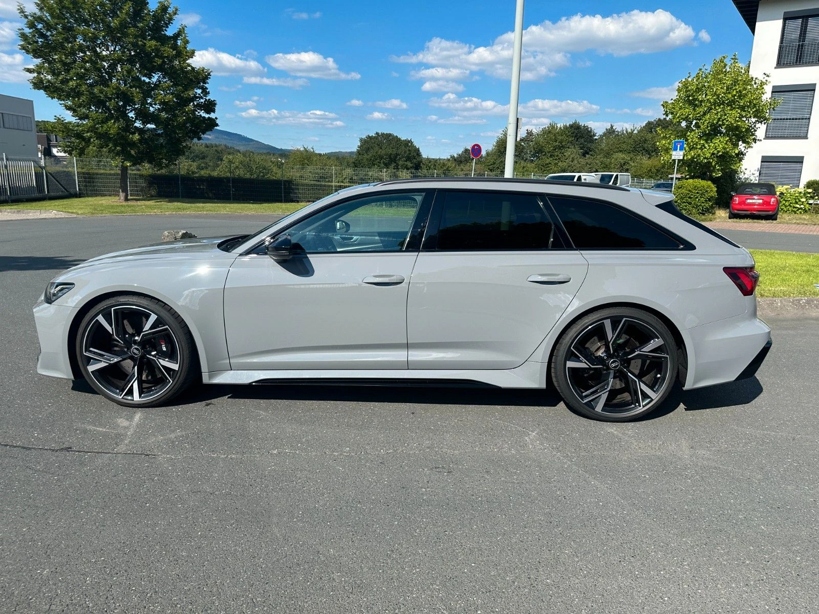 Audi Rs6 RS 6 Av. 4.0 quattro/Pano/DynamickPa - изображение 3