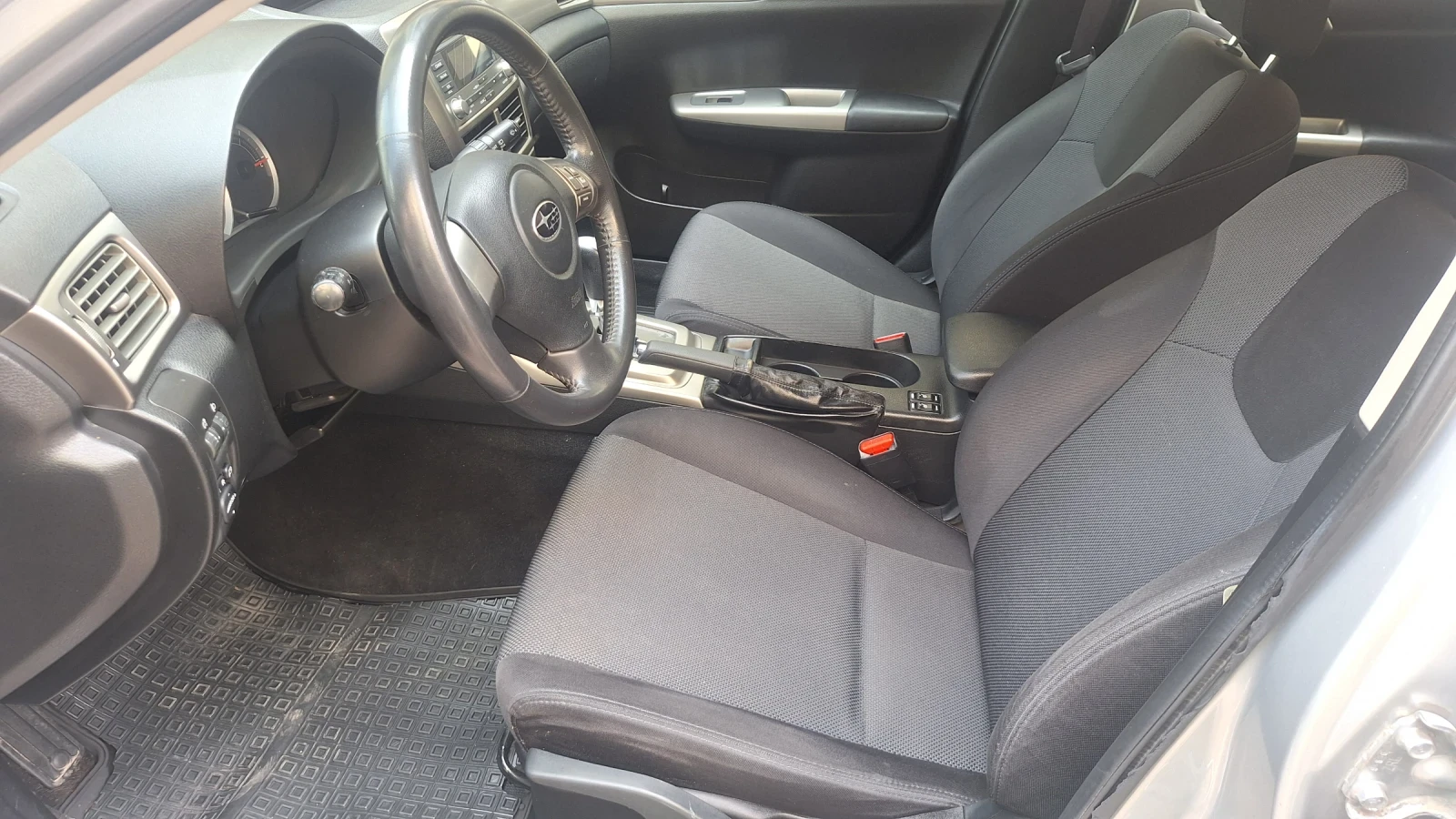 Subaru Impreza 2.0R АВТОМАТИК - изображение 6