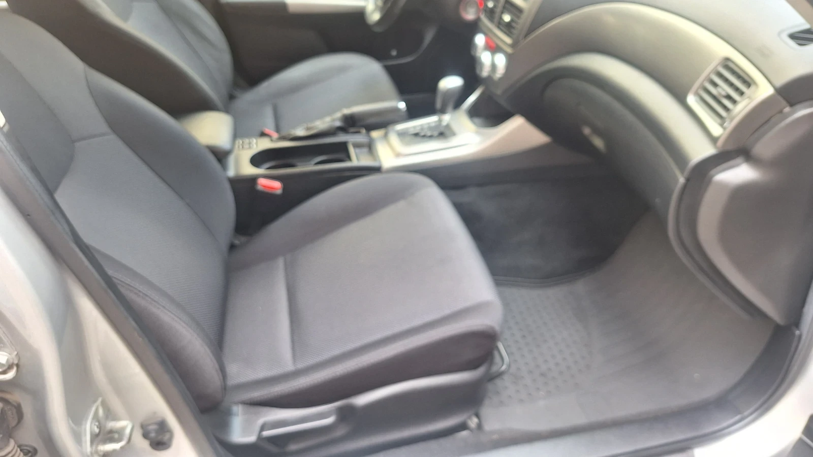 Subaru Impreza 2.0R АВТОМАТИК - изображение 8