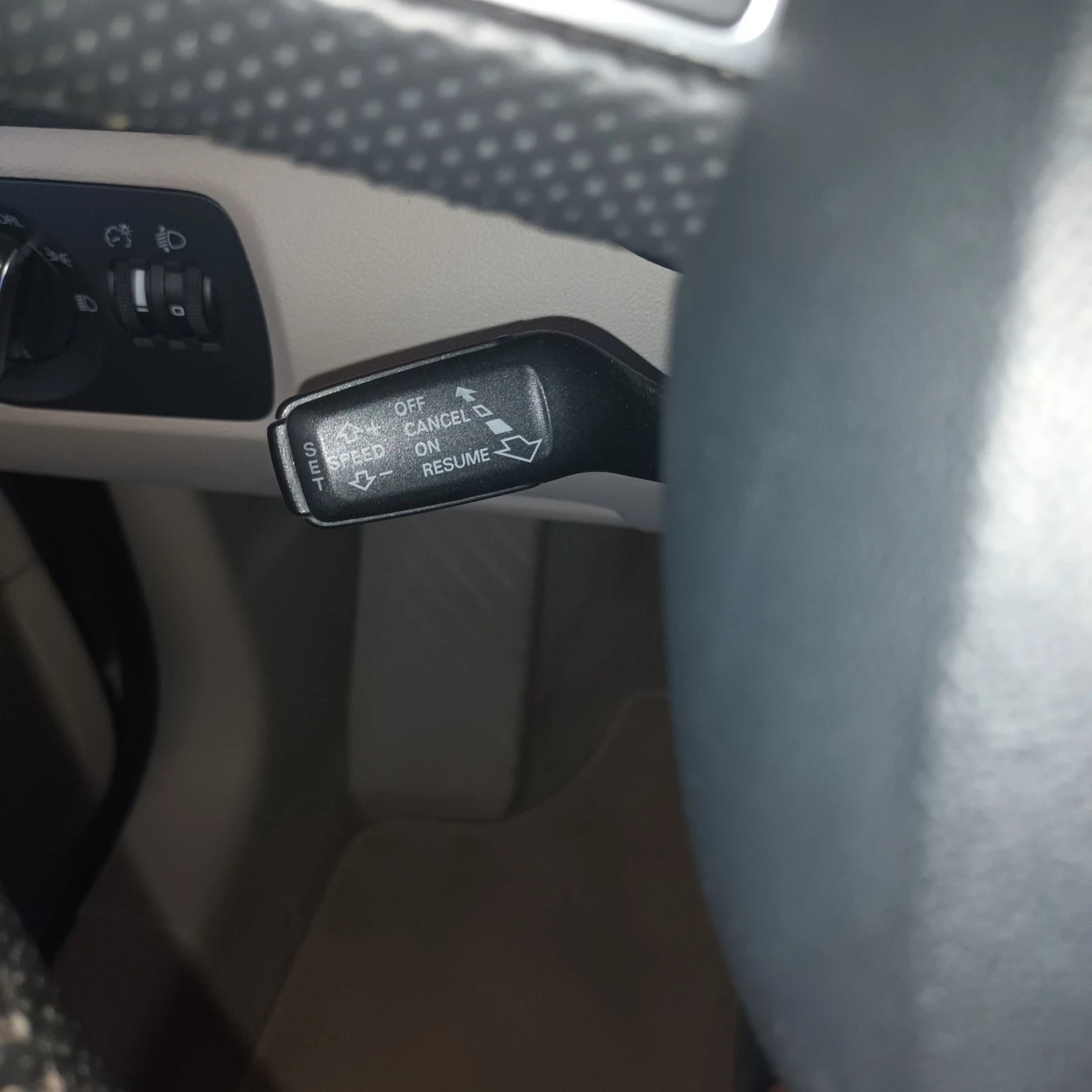 Audi A3 1.6 TDI  - изображение 8