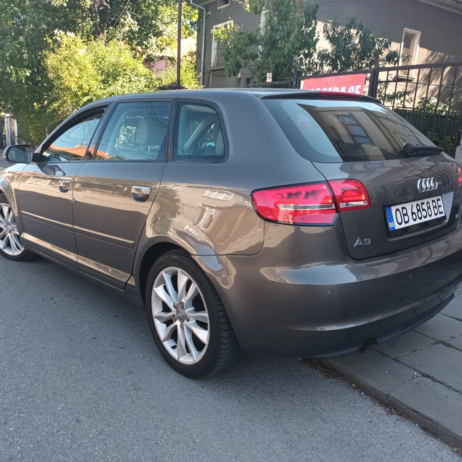 Audi A3 1.6 TDI  - изображение 5