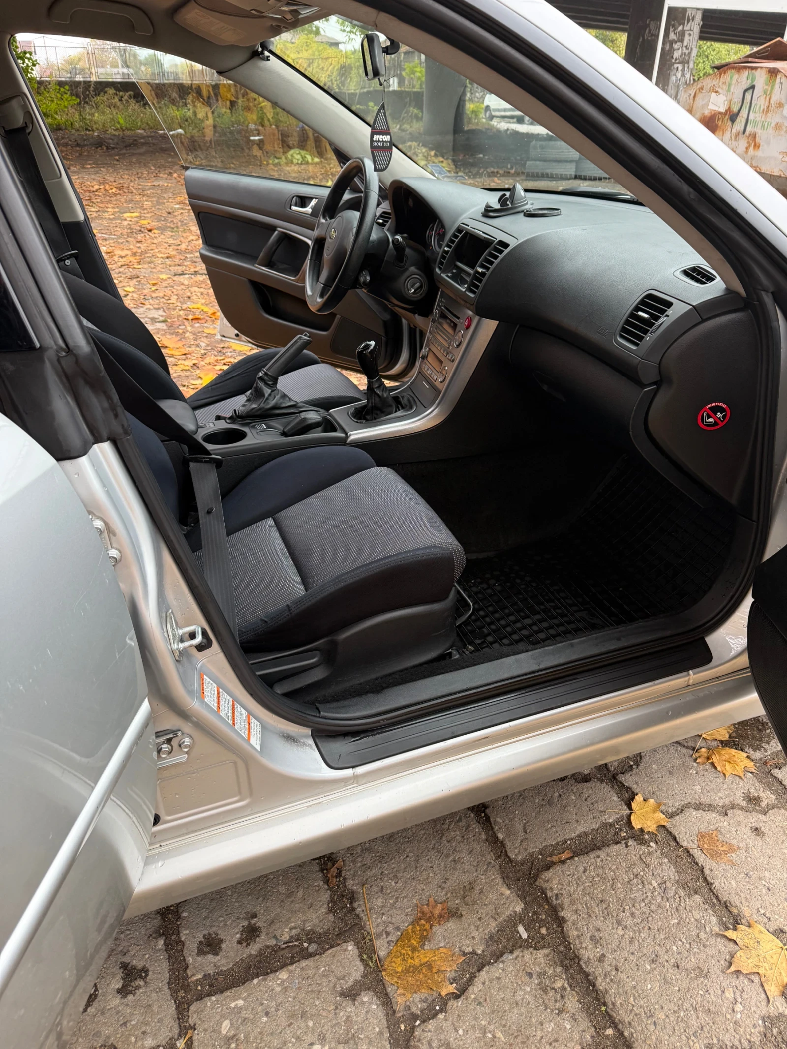 Subaru Legacy | Mobile.bg   11